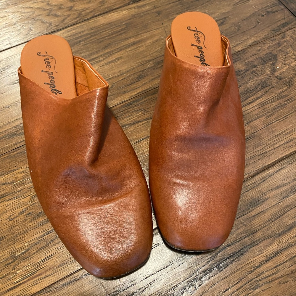 Free People cognac leather mules
